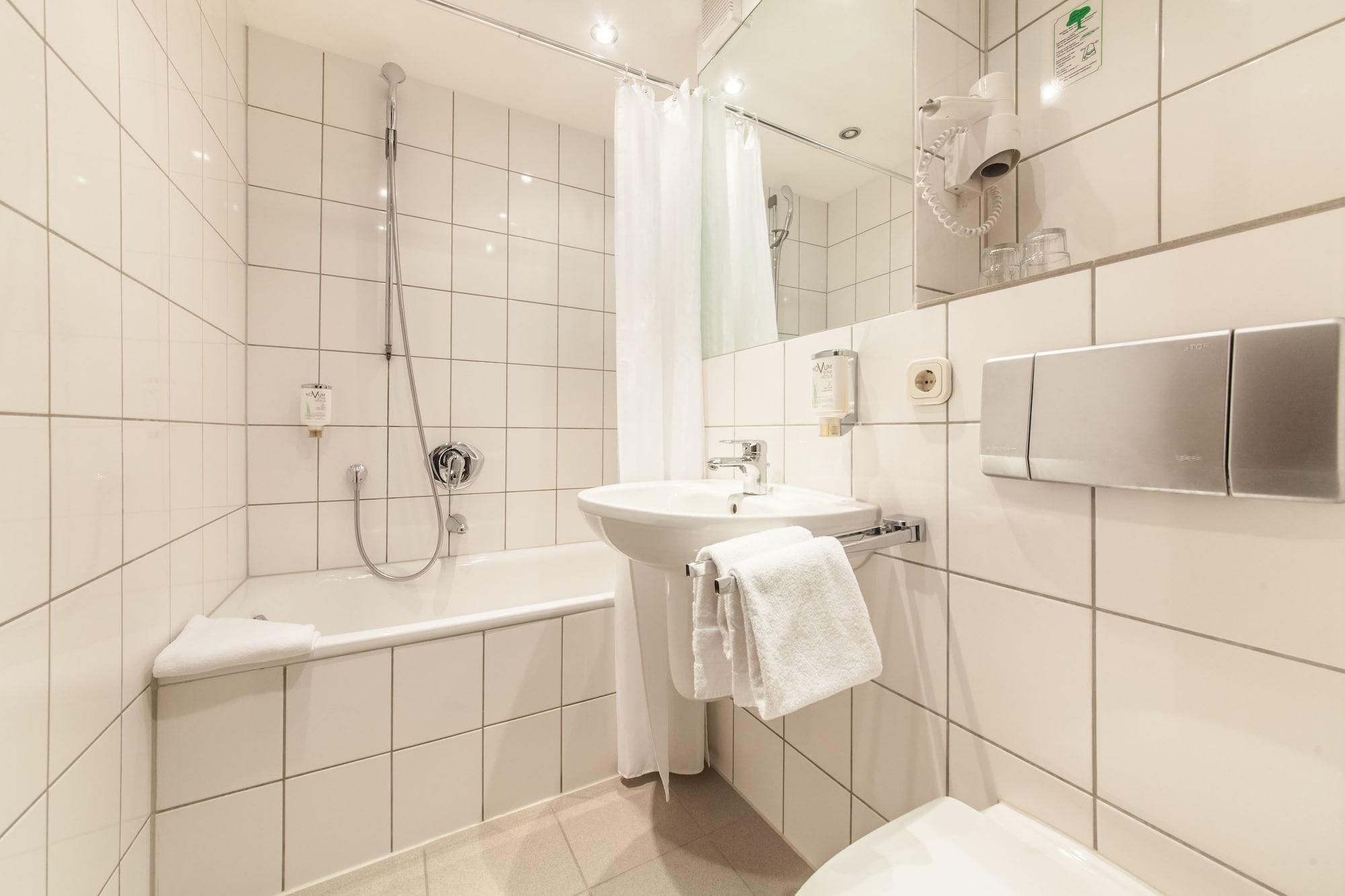 Hotel Maxim Duesseldorf City Eksteriør bilde