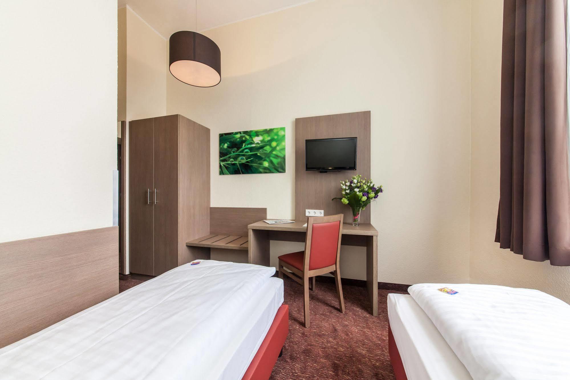 Hotel Maxim Duesseldorf City Eksteriør bilde