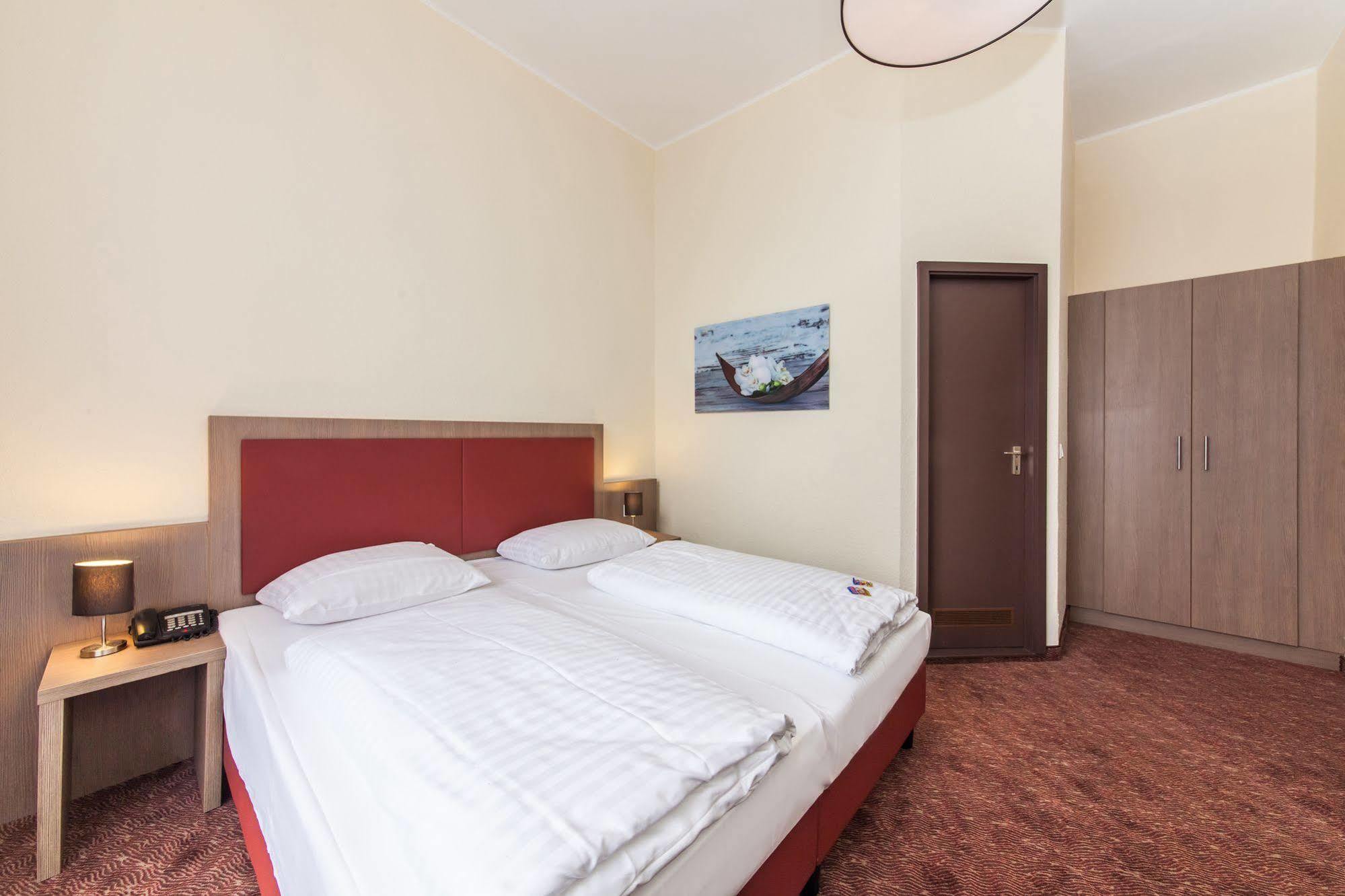 Hotel Maxim Duesseldorf City Eksteriør bilde
