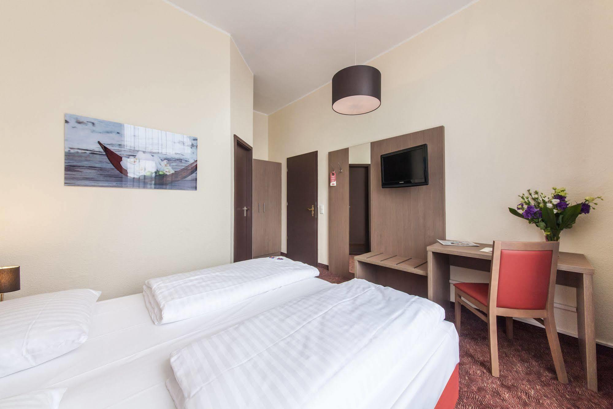 Hotel Maxim Duesseldorf City Eksteriør bilde