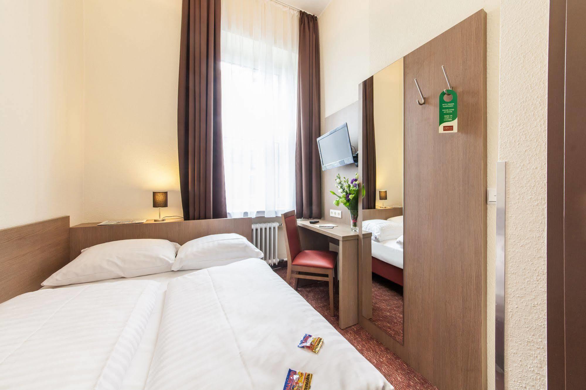 Hotel Maxim Duesseldorf City Eksteriør bilde